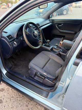Audi A4 Sedán Gris
