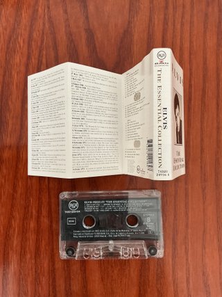 Elvis Presley - The Essential Collection Casete