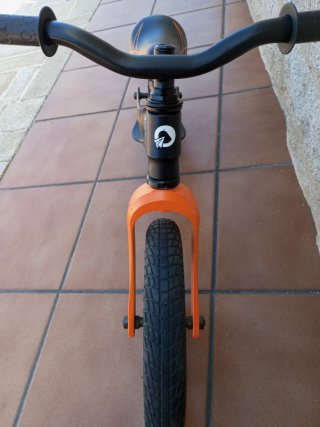 Bici de equilibrio Lionelo Bart Air