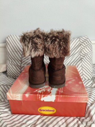 Botas Graceland pelo marrones talla 38