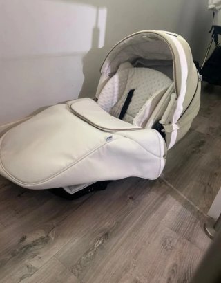 Cochecito bebé completo - Capazo + Silla