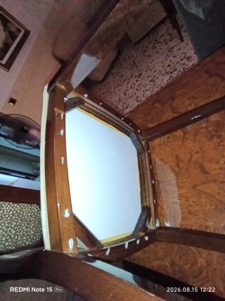 Sedia elegante in radica