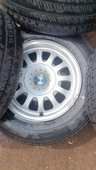 5 Llantas BMW 530 225/60 R15 96H