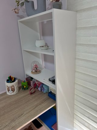 Escritorio con Estantería Integrada