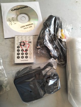 Reproductor DVD Portátil Grundig DVD-P 7600