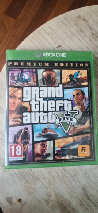 GTA V Premium Edition Xbox One