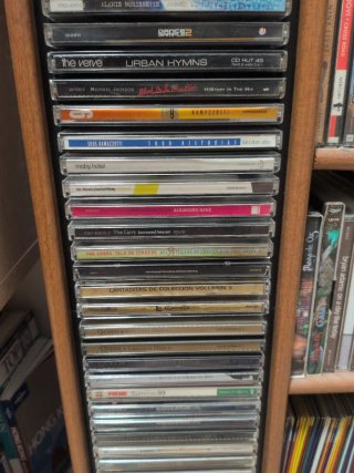 Lote CDs hay más de 200 CDs