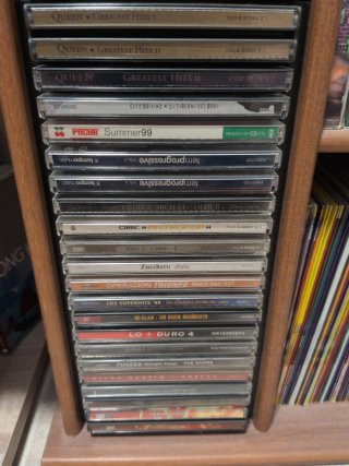 Lote CDs hay más de 200 CDs