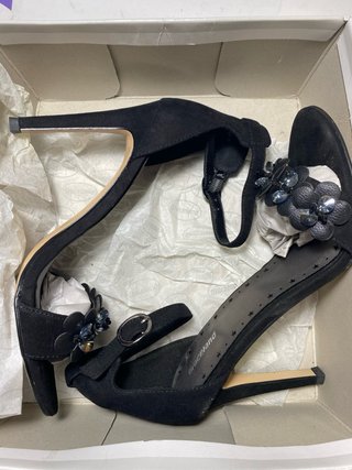 Sandalias Graceland Negras Flores