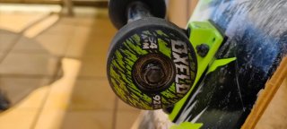 Skateboard de Oxelo con diseño de Lobo