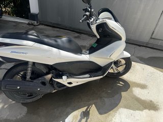 Honda PCX 125 Blanca