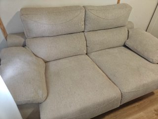Sofá 2 plazas extensible beige