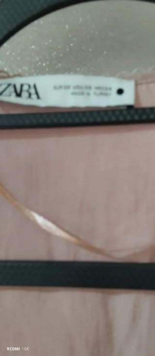 Blusa Zara rosa palo con encaje