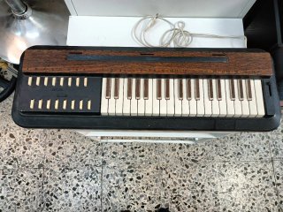 Teclado Piano Eléctrico Vintage