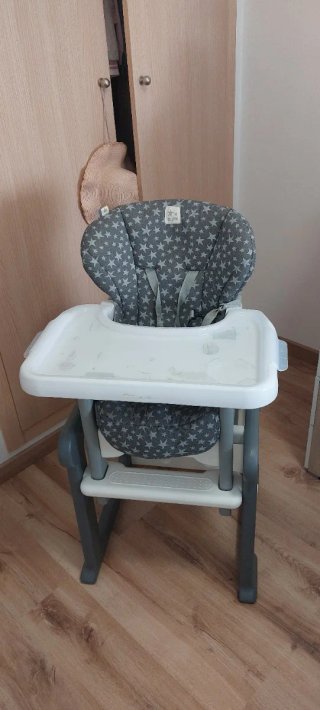 Trona Jane para bebé convertible en mesa