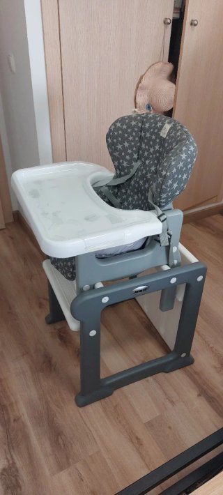 Trona Jane para bebé convertible en mesa