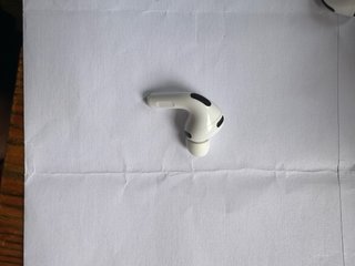 AirPods Pro 3 auricular derecho