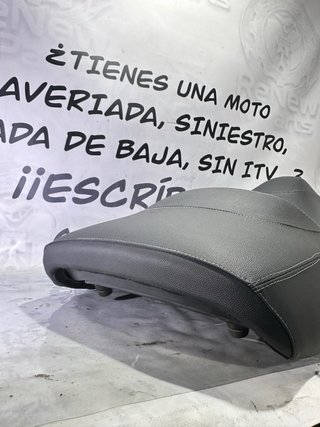Asiento Piaggio X Evo