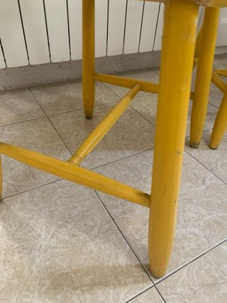 3 sillas de madera cómodas