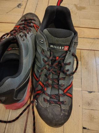 Zapatillas de montaña Millet GTX malla.