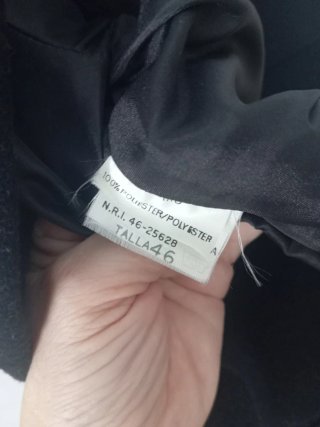 Abrigo negro elegante