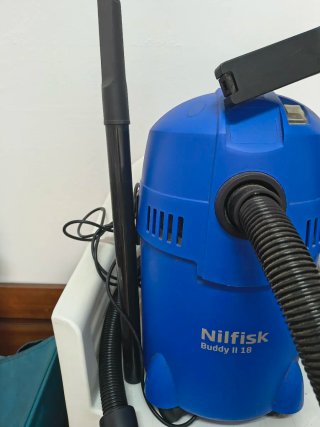 Aspiradora Nilfisk Buddy II 18L