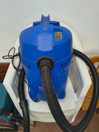 Aspiradora Nilfisk Buddy II 18L