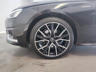 Audi A4 Avant 35TDI S-Line - Tarjeta ECO