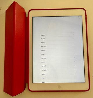 iMac 21,5” Retina 4K 2016 · 8GB · 1TB + iPad Air