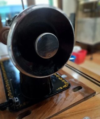 Máquina de coser ALFA clásica