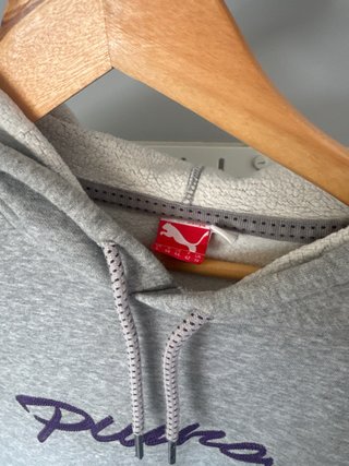 Sudadera Puma Gris Logo Morado