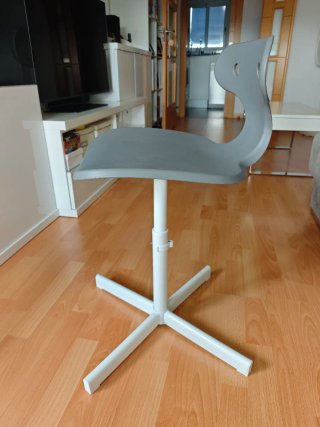 Silla infantil Ikea gris