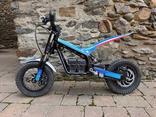 Mecatecno T8 Trial Eléctrica, super nueva.