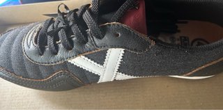 Zapatillas Munich Talla 40 Negras y Blancas