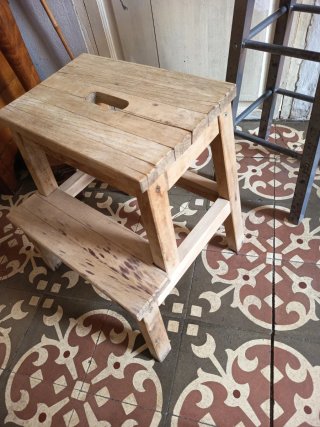 Taburete metal, Escalera Madera