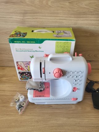 Máquina de Coser Portátil SM-505A