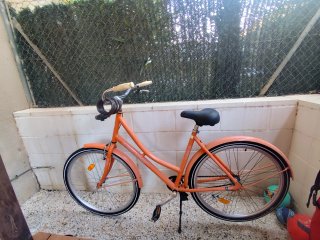 Bicicleta Naranja Urbana holandesa