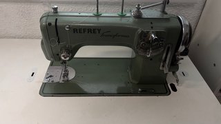 Máquina de coser Refrey Transforma