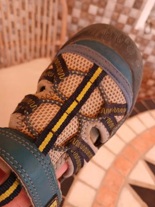Sandalias Guiossepo niño Talla 25