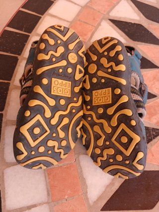 Sandalias Guiossepo niño Talla 25