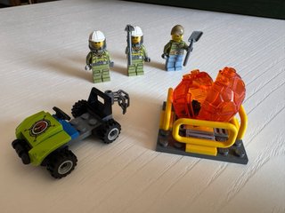 LEGO City 60122 Excavadora Volcánica