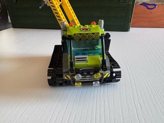 LEGO City 60122 Excavadora Volcánica