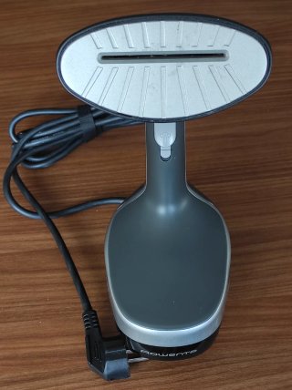 Plancha Vertical Rowenta + Accesorios