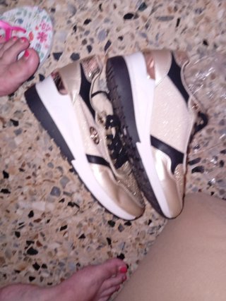 Zapatillas deportivas mujer doradas y negras talla