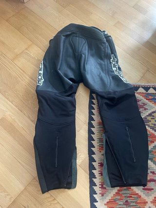 Chaqueta y pantalon Alpinestars sin uso Talla 54