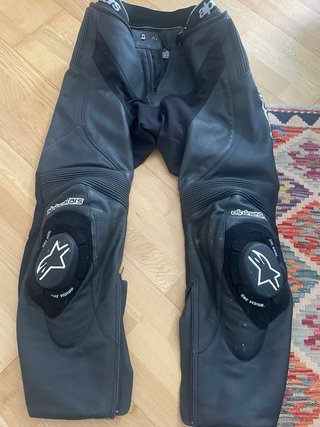 Chaqueta y pantalon Alpinestars sin uso Talla 54