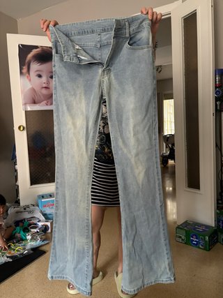 Pantalones vaqueros campana