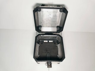 Baúl Triumph - Givi Outback 42L maleta top case