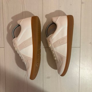 Maison Margiela GAT Beige Blanco Talla 43