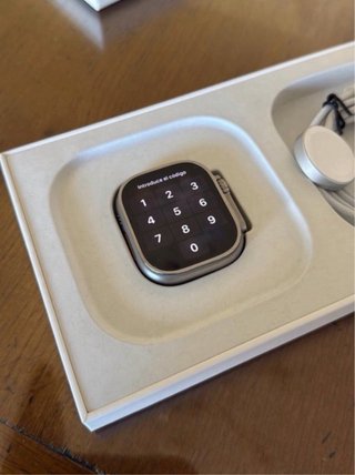 Apple Watch Ultra Plata y Multicolor